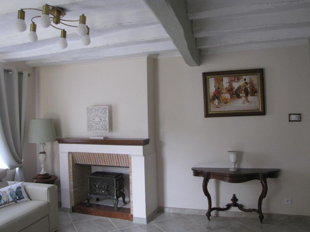 Le Manoir Des Roches Bed & Breakfast Bourre Exterior photo
